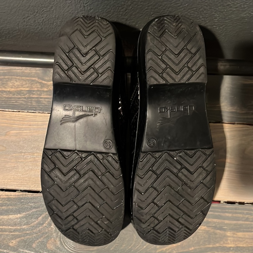 Dansko | Patent Cheetah Print Clogs Size 39 - image 8